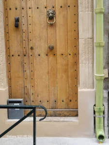 Gouttière en terre cuite vert amande